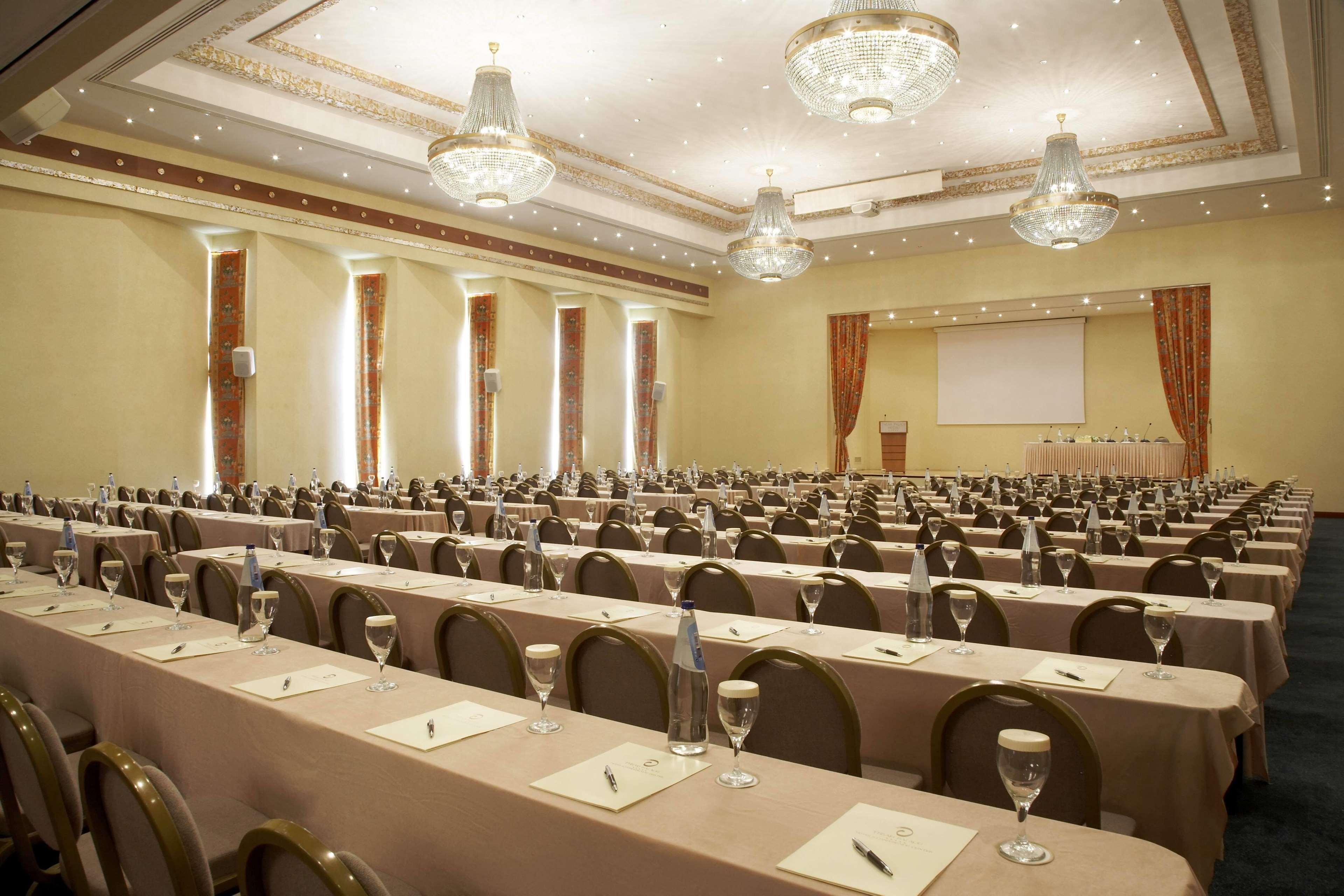 Hotel Ramada Plaza By Wyndham Thraki Alejandrópolis Exterior foto The Grand Ballroom